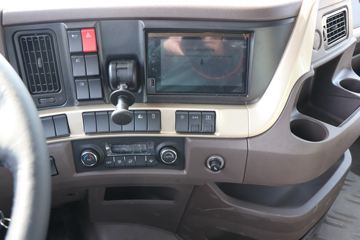�������� ����H7�ؿ� ½���� 600���� 6X4 AMT�Զ���ǣ����(����440)ͼƬ