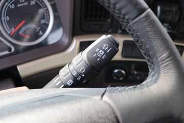 �������� ����H7�ؿ� ½���� 600���� 6X4 AMT�Զ���ǣ����(����440)ͼƬ