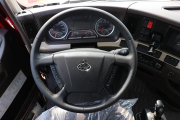 �������� ����H7�ؿ� ½���� 600���� 6X4 AMT�Զ���ǣ����(����440)ͼƬ