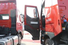 东风柳汽 乘龙H7重卡 陆航版 600马力 6X4 AMT自动挡牵引车(后桥440)(LZ4252H7DC1)