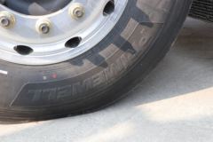 东风柳汽 乘龙H7重卡 陆航版 600马力 6X4 AMT自动挡牵引车(后桥440)(LZ4252H7DC1)