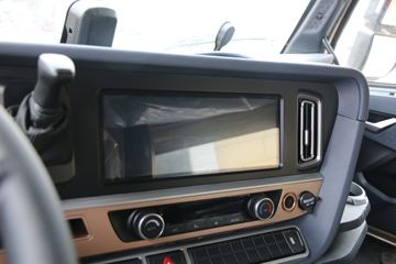 й HOWO TH7ؿ 460 6X4 ǣ()(ZZ4257V324HF1B)ͼƬ