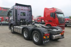 中国重汽 HOWO Max重卡 510马力 6X4牵引车(国六)(灰色)(ZZ4257V344KF1) 中国重汽 HOWO Max重卡 510马力 6X4牵引车(国六)(灰色)(ZZ4257V344KF1)