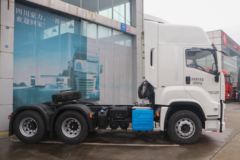 庆铃 五十铃巨咖VC66 520马力 6X4 牵引车(国六)