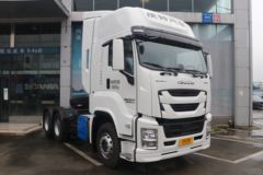 庆铃 五十铃巨咖VC66 520马力 6X4 牵引车(国六)