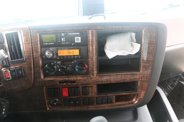 ���� ��ʮ��޿�VC66 520���� 6X4 ǣ����(����)ͼƬ