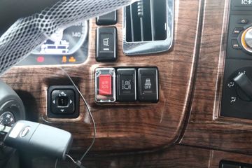 ���� ��ʮ��޿�VC66 520���� 6X4 ǣ����(����)ͼƬ