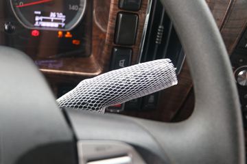 ���� ��ʮ��޿�VC66 520���� 6X4 ǣ����(����)ͼƬ