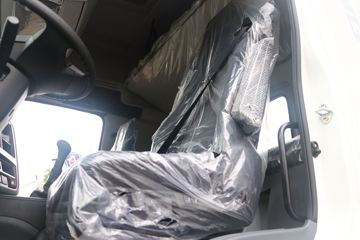 ���� ��ʮ��޿�VC66 520���� 6X4 ǣ����(����)ͼƬ