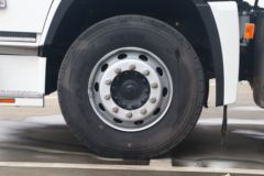 庆铃 五十铃巨咖VC66 520马力 6X4 牵引车(国六)
