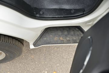 ���� ����X5 ����� 120���� 4X2 3.5����س�(����)(HFC5030XLCPV4E5B4S)ͼƬ