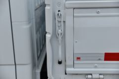 庆铃 五十铃100P 120马力 3.235米双排栏板轻卡(国六)(白色)(QL1043BUHW)