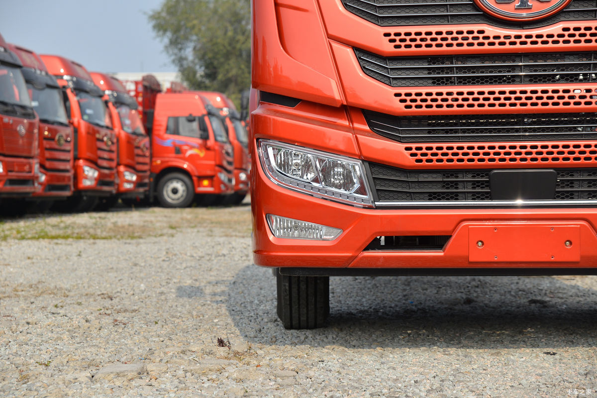 �ൺ��� ��VH 2.0�� 250���� 4X2 6.75�ײ�դʽ�ػ���(����)(��ʿ��10��)(CA5180CCYPK2L2E6A80)���                                                