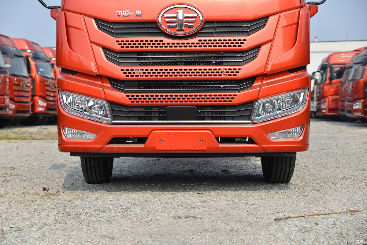 �ൺ��� ��VH 2.0�� 250���� 4X2 6.75�ײ�դʽ�ػ���(����)(��ʿ��10��)(CA5180CCYPK2L2E6A80)���                                                