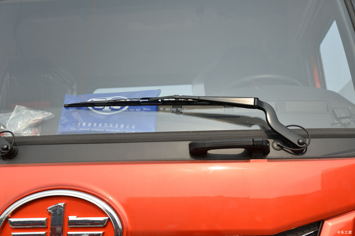 �ൺ��� ��VH 2.0�� 250���� 4X2 6.75�ײ�դʽ�ػ���(����)(��ʿ��10��)(CA5180CCYPK2L2E6A80)���                                                