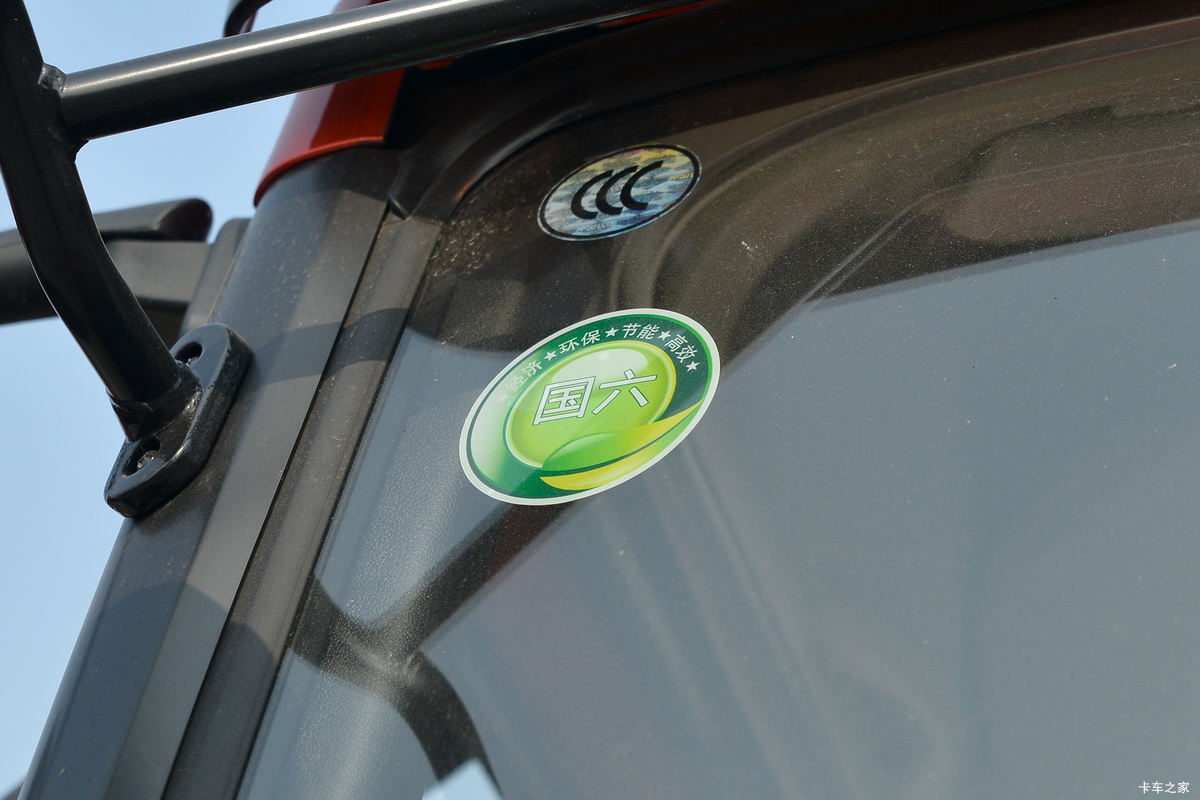 �ൺ��� ��VH 2.0�� 250���� 4X2 6.75�ײ�դʽ�ػ���(����)(��ʿ��10��)(CA5180CCYPK2L2E6A80)���                                                