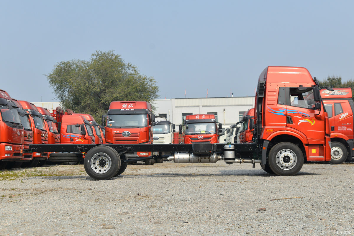 �ൺ��� ��VH 2.0�� 250���� 4X2 6.75�ײ�դʽ�ػ���(����)(��ʿ��10��)(CA5180CCYPK2L2E6A80)���                                                