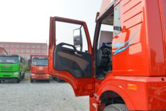 青岛解放 悍V2.0重卡 290马力 6X2 9.6米厢式载货车(CA5250XXYP1K2L7T3E6A80)