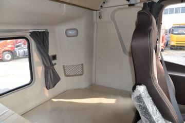 �ൺ��� JH6�ؿ� ׿Խ��2.0 430���� 6X4Σ��Ʒǣ����(һ��12��)(CA4255P26K2T1E6A80)ͼƬ