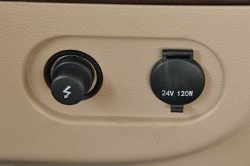 �ൺ��� JH6�ؿ� ׿Խ��2.0 430���� 6X4Σ��Ʒǣ����(һ��12��)(CA4255P26K2T1E6A80)ͼƬ