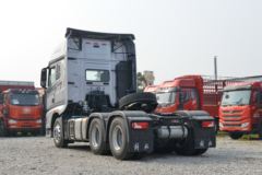 一汽解放 J7重卡 560马力 6X4 牵引车(国六)(CA4250P77K25T1E6)