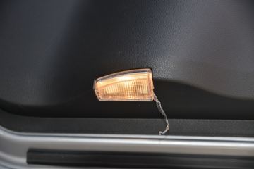 һ����� J7�ؿ� 560���� 6X4 AMT�Զ���ǣ����(����)(CA4250P77K25T1E6)ͼƬ