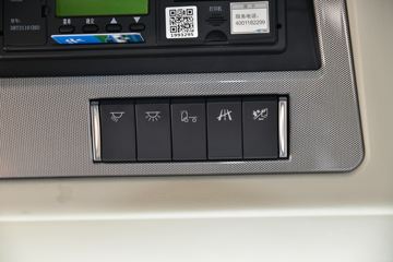 һ����� J7�ؿ� 560���� 6X4 AMT�Զ���ǣ����(����)(CA4250P77K25T1E6)ͼƬ