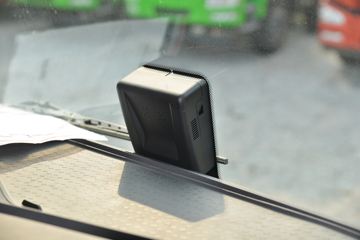 һ����� J7�ؿ� 560���� 6X4 AMT�Զ���ǣ����(����)(CA4250P77K25T1E6)ͼƬ