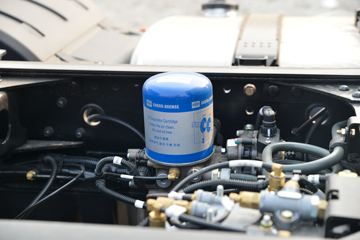 һ����� J7�ؿ� 560���� 6X4 AMT�Զ���ǣ����(����)(CA4250P77K25T1E6)ͼƬ