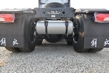 һ����� J7�ؿ� 560���� 6X4 AMT�Զ���ǣ����(����)(CA4250P77K25T1E6)ͼƬ