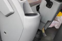 东风柳汽 乘龙L2 140马力 4X2 4.2米单排厢式轻卡(速比4.875)(国六)(LZ5041XXYL2AC1) 东风柳汽 乘龙L2 140马力 4X2 4.2米单排厢式轻卡(速比4.875)(国六)(LZ5041XXYL2AC1)