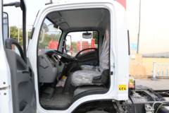 东风柳汽 乘龙L2 140马力 4X2 4.2米单排厢式轻卡(速比4.875)(国六)(LZ5041XXYL2AC1) 东风柳汽 乘龙L2 140马力 4X2 4.2米单排厢式轻卡(速比4.875)(国六)(LZ5041XXYL2AC1)