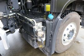 杰狮H6&nbsp;自卸车底盘                                                图片