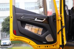 上汽红岩 杰虎H6 370马力 6X4 5.4米自卸车(国六)(CQ5257ZLJED10384)