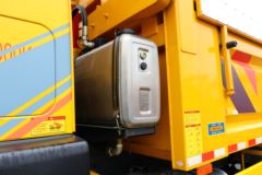 上汽红岩 杰虎H6 370马力 6X4 5.4米自卸车(国六)(CQ5257ZLJED10384)