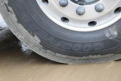 陕汽重卡 德龙X6000 560马力 6X4 AMT自动挡牵引车(速比2.643)(国六)(SX4259GD4Q2)