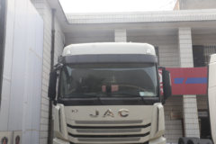 江淮 格尔发K7重卡 440马力 4X2 LNG牵引车(国六)(HFC4182P1N8A41S)