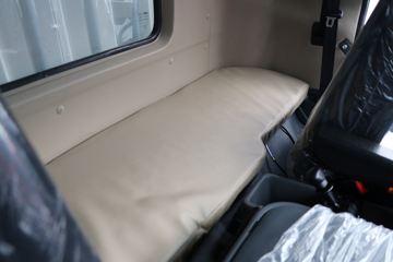 ���� �����A5L�п� 220���� 4X2 10����ʽ�ػ���ͼƬ