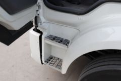 江淮 格尔发A5L中卡 220马力 4X2 10米厢式载货车(HFC5181XXYP3K1A70S)