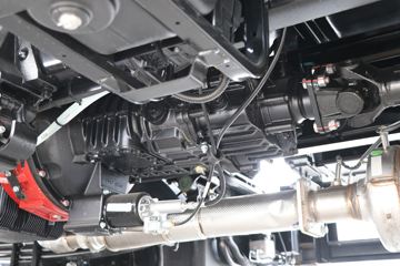 ���� �����A5L�п� 220���� 4X2 10����ʽ�ػ���ͼƬ