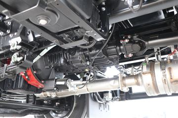 ���� �����A5L�п� 220���� 4X2 10����ʽ�ػ���ͼƬ