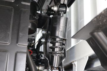 ���� �����A5L�п� 220���� 4X2 10����ʽ�ػ���ͼƬ