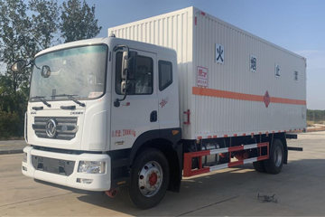 东风 多利卡D9 220马力 4X2 7.68米易燃液体厢式运输车(楚飞牌)(国六)(CLQ5180XRY6E)