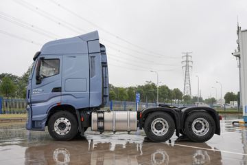 杰狮H6&nbsp;牵引车外观                                                图片