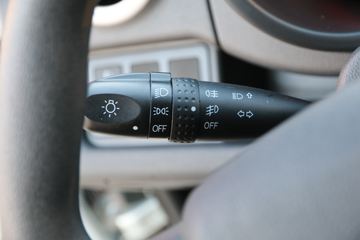 �������� �ǿ�L2ϵ 1.6L ��׼�� 122���� ���� 3.21�׵�������΢��(����)ͼƬ