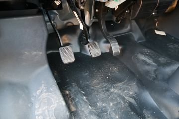 �������� �ǿ�L2ϵ 1.6L ��׼�� 122���� ���� 3.21�׵�������΢��(����)ͼƬ