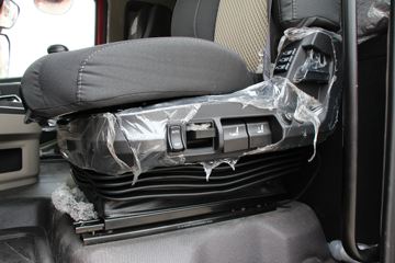 �й����� HOWO Max�ؿ� 480���� 6X4ǣ����(����)(����12��)(ZZ4257V344KF1)ͼƬ