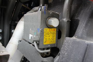 �й����� HOWO Max�ؿ� 480���� 6X4ǣ����(����)(����12��)(ZZ4257V344KF1)ͼƬ