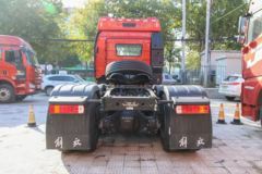 一汽解放 J6P重卡 质惠版2.0? 新北方款 460马力 6X4牵引车(CA4250P66K25T1E6)