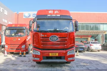 一汽解放 J6P 2021款 质惠版 460马力 6X4牵引车(国六)(CA4250P66K25T1E6)